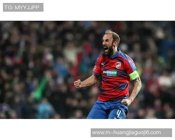 足球运动的独特魅力与战术特点解析及其对球员素质的影响